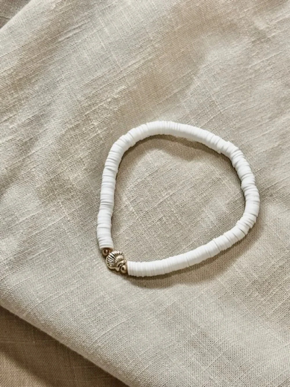 Heishi Bead Stretch Bracelet with Seashell Charm Gold Plated Accents White